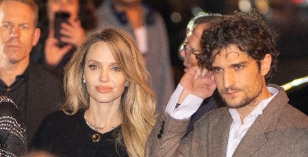 Svi se digli na noge zbog novog dečka Anđeline Džoli! Zašto? Pa, zbog jednog neoprostivog "detalja"