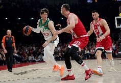 NOVI BOLAN UDARAC ZA ATAMANA Olimpijakos 11. put uzastopno srušio Panatinaikos, kriza "zelenih" se nastavlja