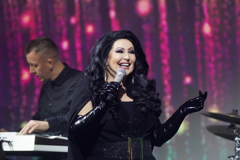 OGLASILA SE DRAGANA MIRKOVIĆ NAKON DOJAVE O BOMBI Evo šta je doživela u Hrvatskoj