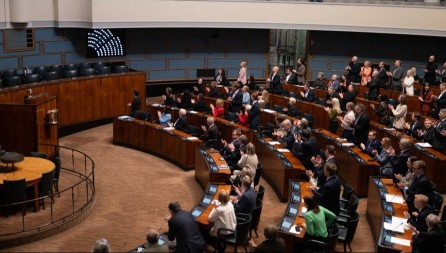 APLAUZ U FINSKOM PARLAMENTU ZA SRPSKU DELEGACIJU! Blokaderi kipte od muke na društvenim mrežama!