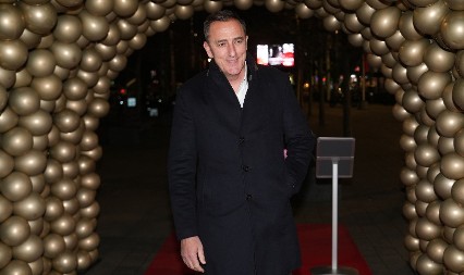 HITNO PREKINUT KONCERT SERGEJA ĆETKOVIĆA Pevač priznanjem na bini šokirao publiku!