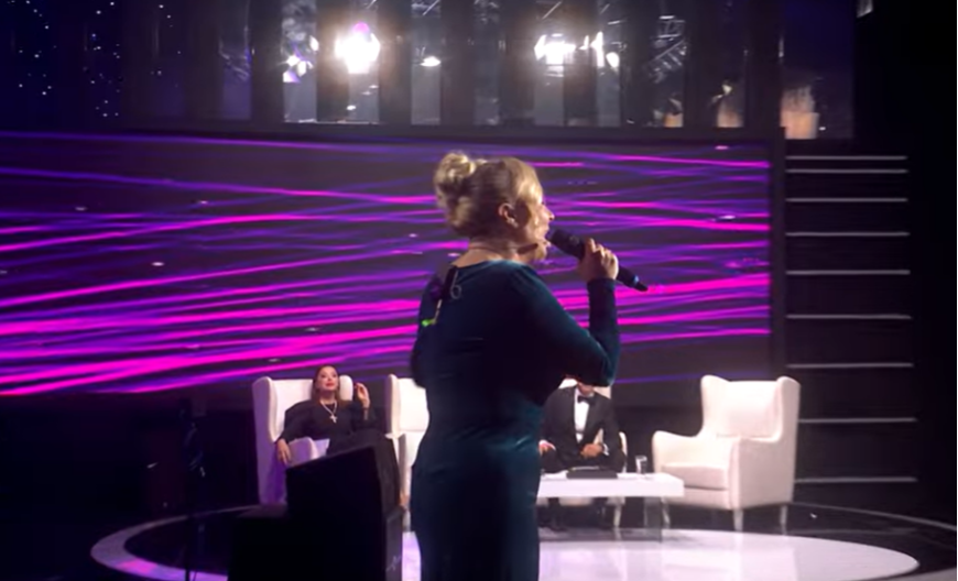 "SVAKOG DANA SAM PRIMALA HORMONSKE TERAPIJE" Pevačica progovorila o problemu sa kojim se godinama borila