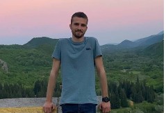 "U 00.01 TI JE KASNO, NEMAŠ IH ŠTO DONOSITI!" Ispovest oca mladog poštara (25) koji je pronađen mrtav vezanih ruku - Miloš uoči smrti dobijao strašne poruke