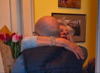 NAJTOPLIJI ZAGRLJAJ Evo kome je Miloš Vučević odneo cveće za 8. mart