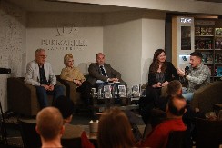 NAŠ VODITELJ DOBIO UNUČE! Otkriveno kog je pola beba 