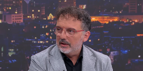 "BOLJE DA JE REKAO DA SE NAPIO, NEGO ONAKVE BUDALAŠTINE" Pevačica nije štedela reči za Tonija Cetinjskog