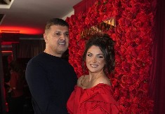 SVE PUCA OD LUKSUZA Nadica Ademov sa biznismenom u novom stanu od 830.000 evra, pogled oduzima dah! (FOTO)