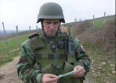 IZBACILI SU 100 MILIONA LETAKA DA ZASTRAŠE SRBE, NAŠI VOJNICI IM SE SMEJALI U LICE! NATO se te 1999. ŽESTOKO OBRUKAO