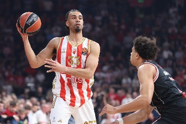  ŠOK NA MALOM KALEMEGDANU Džordan Nvora odlazi iz Zvezde?