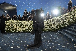 PUCNJAVA KOD KUĆE POZNATE PEVAČICE Ispaljen rafal prema vili