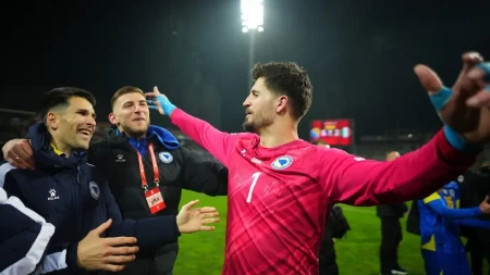 TOTALNI RAT GOLMANA Ko je kome ukrao papir, nastao totalni haos pred trenutke odluke