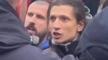 Ovaj blokader je juče izbio policajcu oko!