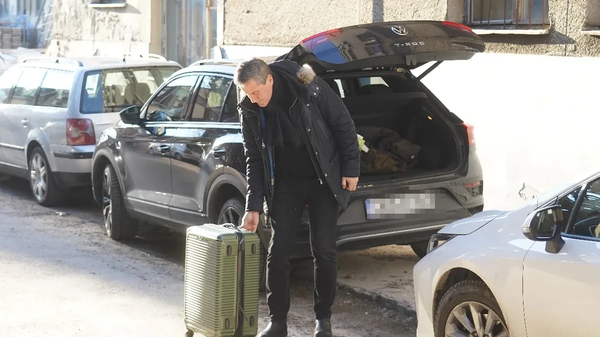 SIN POZNATOG PEVAČA UMRO U 29. GODINI Porodica doživela jezivu tragediju: Izdahnuo je ocu na rukama