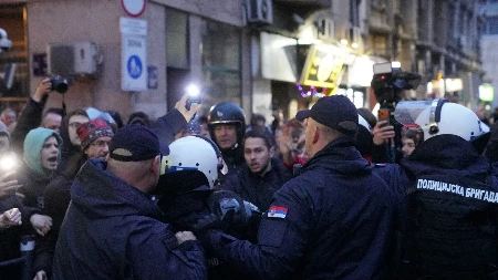PEVALI SU PORED MESTA GDE IM JE POGINULA KOLEGINICA! Blokaderi bez stida i obraza: Zašto sada ne zahtevaju istragu?
