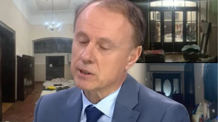 ČIST POLITIČKI GOVOR S BALKONA REKTORATA! Lider SNS Vučević o Đokićevoj zloupotrebi Univerziteta: Teško je bilo slušati, najavio je svoju kampanju