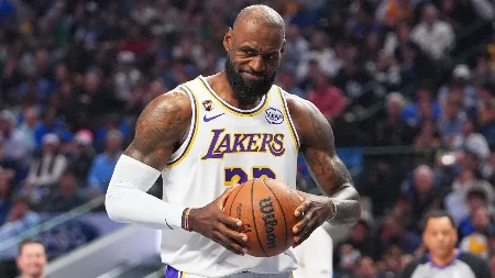 PO PRVI PUT U ISTORIJI Asistencija otac-sin u NBA (VIDEO)