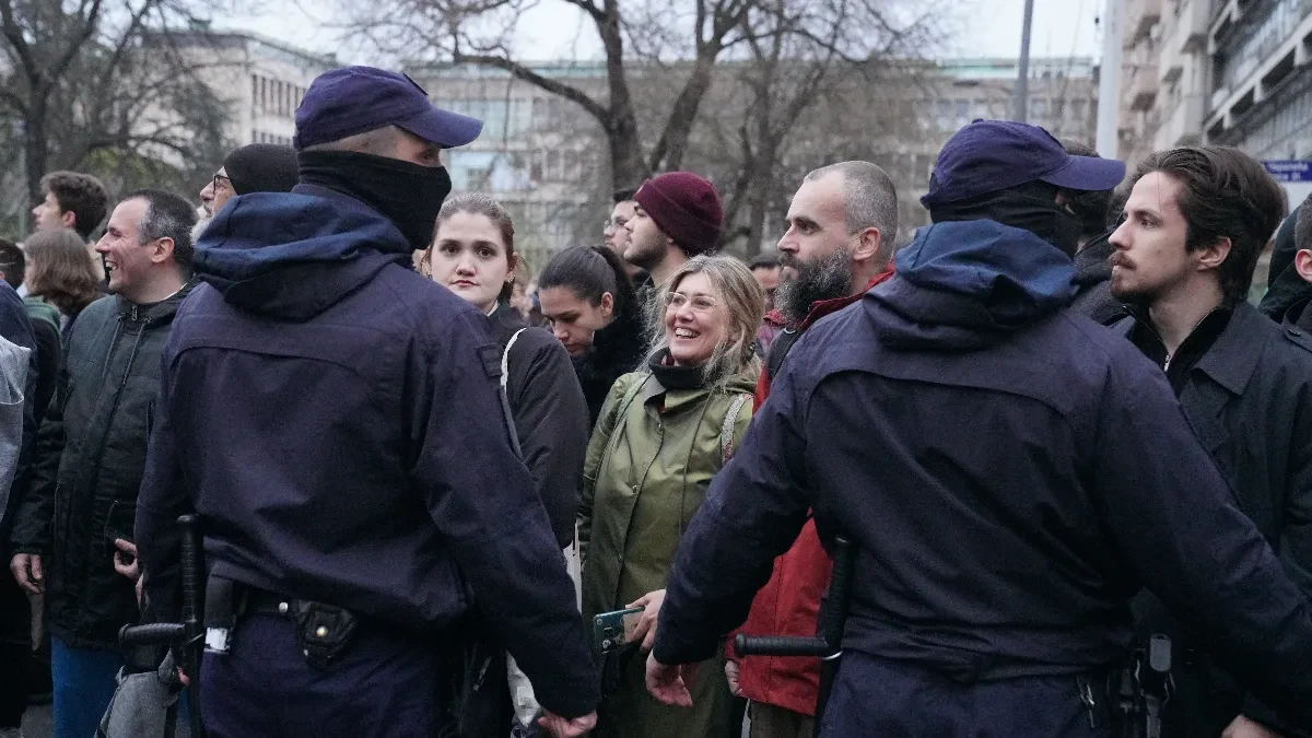E, SAD SU PREŠLI IGRICU, ALI U BLAMIRANJU! Nova blokaderska ideja - ovako bi da vode državu? (FOTO)
