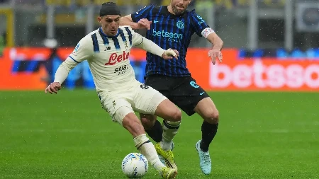 SPREMA SE POTRES NA "ČIZMI" Milan krenuo po bivšeg napadača Zvezde i spremio 30 miliona evra