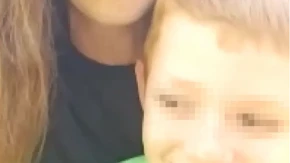 MAJČIN PONOS Dečak (7) nije oklevao kada video prijatelja u nevolji, očas posla mu je spasio život