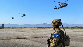 VIŠE STOTINA VOJNIKA U BONDSTILU Snage KFOR-a na specijalnom zadatku (FOTO)