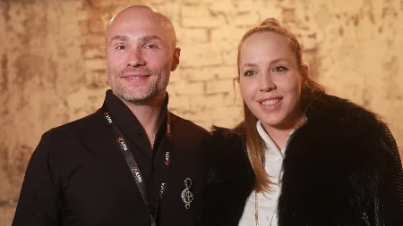 ACA SOFRONIJEVIĆ ĆERKI TARI ODMAH OBEZBEDIO JEDNO! Po izlasku supruge Kosane iz porodilišta, harmonikaš pokazao šta je kupio mezimici