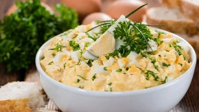 Da li treba jesti žumance sa crvenom tačkom? Evo šta je to i da li takvo jaje smete da jedete