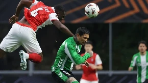 ŽESTOKA BORBA ZA (EVENTUALNU) LIGU ŠAMPIONA Betis nije uspeo da slavi na teškom gostovanju, Zvezdi rival ima šansu