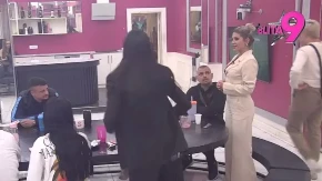 VODITELJKA NA USKRS SAOPŠTILA ODLUKU PRODUKCIJE Nakon njenih reči u Beloj kući zavladao muk! 