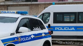 MAJKA PRESUDILA ĆERKI PA SKOČILA SA ZGRADE Detalji tragedije u Velikoj Gorici