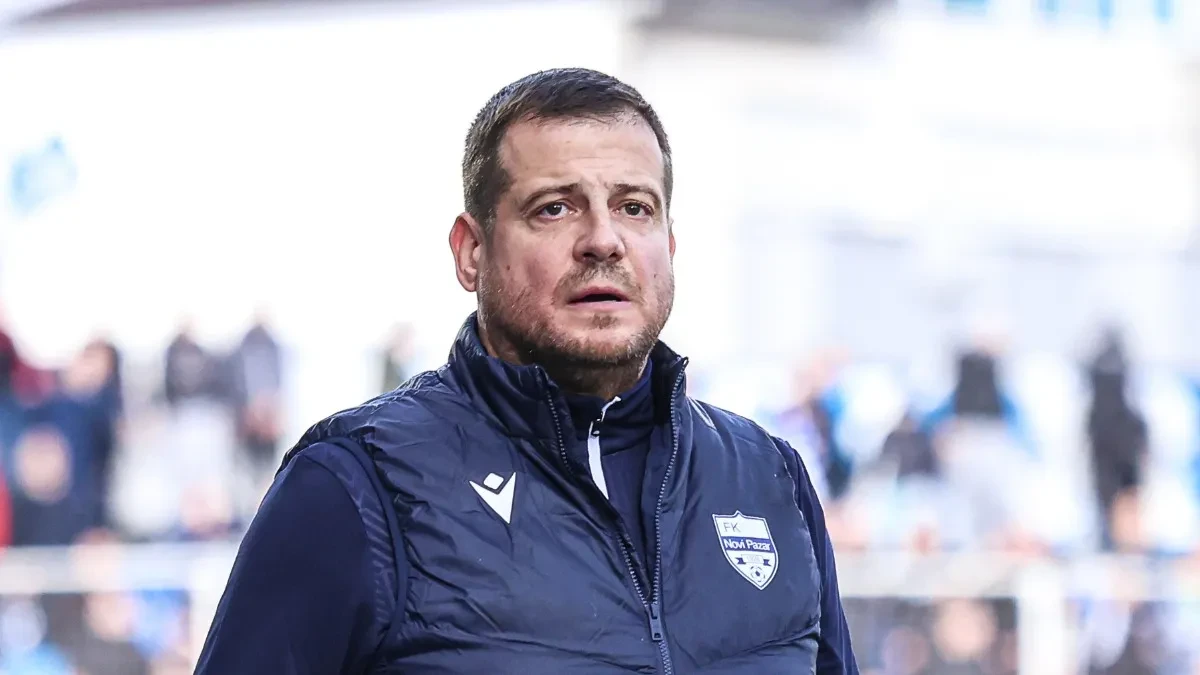 LALATOVIĆ PONOVO SREĆAN U LJUBAVI Ovo je devojka fudbalskog trenera! (FOTO)