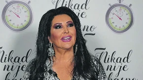 "MLAĐI JE OD NJE, PREDSTOJI IM ZAJEDNIČKI ŽIVOT" Otkriveni detalji emotivnog života Dragane Mirković