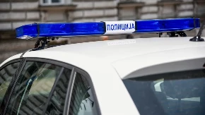 POKOSIO MUŠKARCA PORŠEOM, PA POBEGAO Nesreća na auto-putu Beograd-Zagreb, policija traga za vozačem