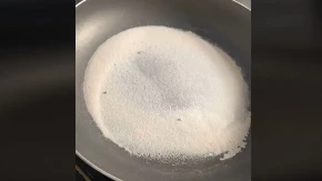 Evo kako pravilno očistiti keramički tiganj: Ovu grešku svi prave i uništavaju ga