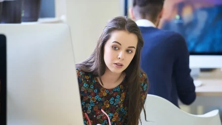 Stručnjaci koje traži Srbija - plata im ide do 4.600 evra