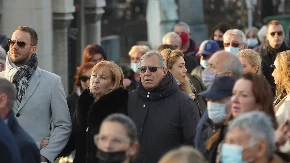 "UGASILA SE ZENICA OKA PLAVOG, OTIŠAO JE MOJ ANĐEO..." Pevaču supruga umrla na Uskrs, sada se oglasio 