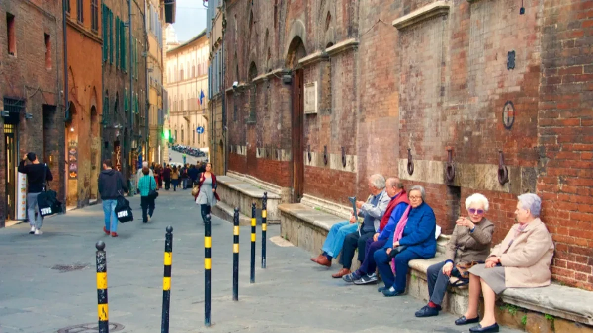 ITALIJANSKE BAKE IMAJU SVOJ RECEPT ZA DUGOVEČNOST Druže se i piju espreso, a JEDNA stvar je obavezna SVAKOG DANA