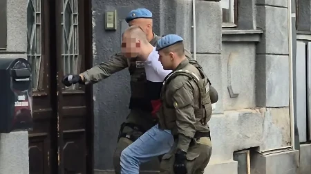 NAŠMINKALI GA, MUČILI A ONDA BACILI SA ZGRADE Detalji zastrašujućeg zločina u Sarajevu 