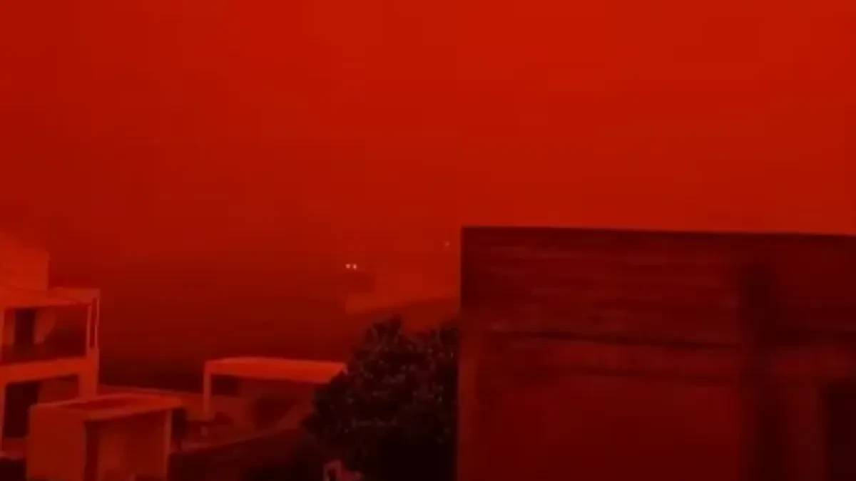 ŠTA JE KRVAVA KIŠA I KOLIKO JE OPASNA? Ljudi se plaše, a evo šta se krije iza misterioznog fenomena