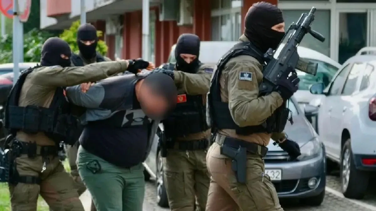 POZNAT IDENTITET UHAPŠENOG VOĐE BALKANSKOG KARTELA Kriminalna mreža bavila se prodajom kokaina i marihuane (FOTO)