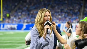 ŽELI BEBU I KRAJ Zvezda je na pragu šeste decenije, ali i dalje ne odustaje od majčinstva, uputila važnu poruku