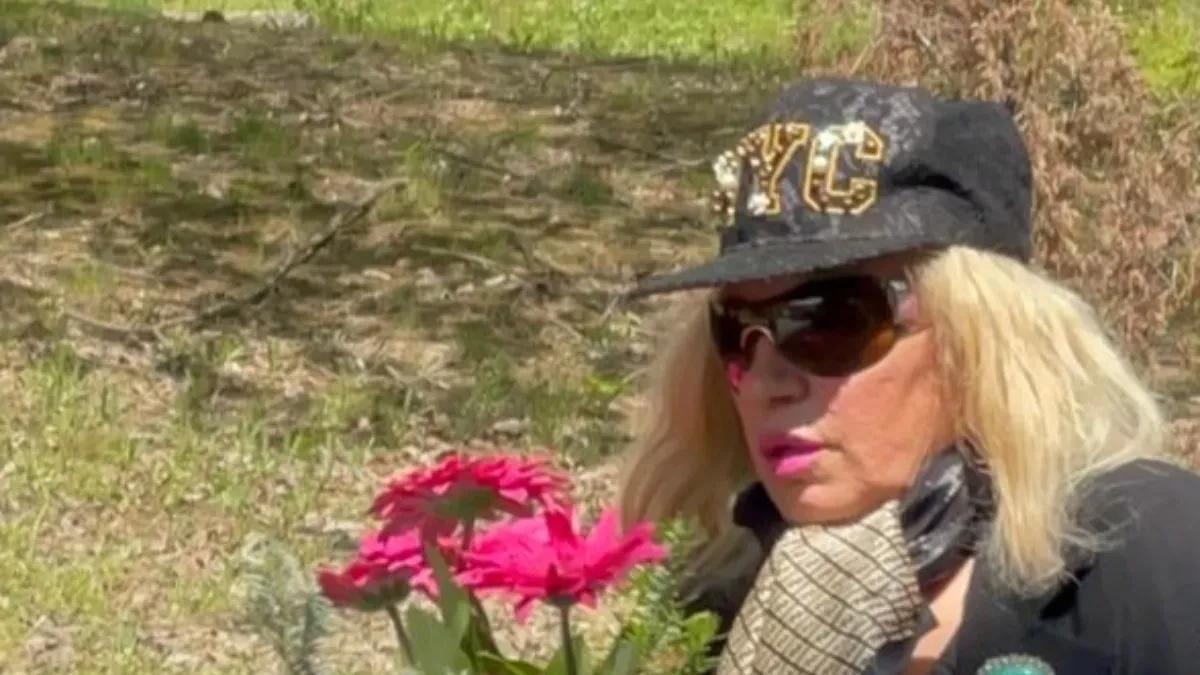 NADA TOPČAGIĆ SA SUPRUGOM STIGLA NA LEŠĆE Zlatka nismo godinama videli u javnosti