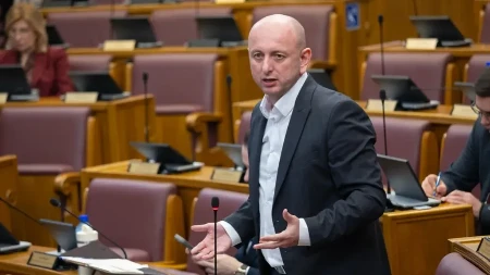 TRAŽIĆEMO POVLAČENJE PRIZNANJA KOSOVA: Knežević optužio Spajićevu vladu za neprijateljski odnos prema Srbiji i srpskom narodu