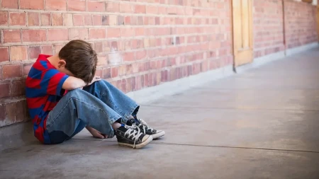 Dečaka su drugari izbegavali zbog smrada: Mislili da se ne kupa, dijagnoza je sve zapanjila