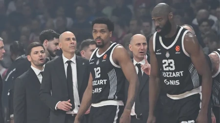 PARTIZAN - BASKONIJA Efikasan početak meča, crno-beli imaju blagu prednost 