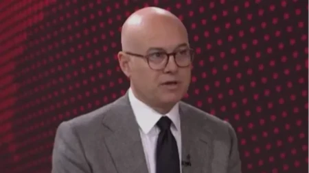 NAŠA RUKA JE ISPRUŽENA Vučević poručio: Verujem da će Peter Mađar biti svestan značaja odnosa Srbije i Mađarske! SNS ostaje strateški partner sa SVM