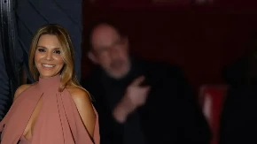 EVO ŠTA PIŠE U PREDBRAČNOM UGOVORU MELINE GALIĆ I BOGATOG ENGLEZA Ako dizajnerka ne potpiše papir, evo šta rade notari!