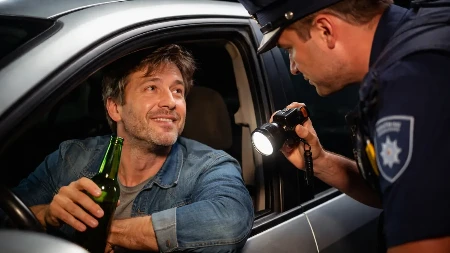 VIC DANA Vozi Haso pijan kad ga zaustavi policajac...