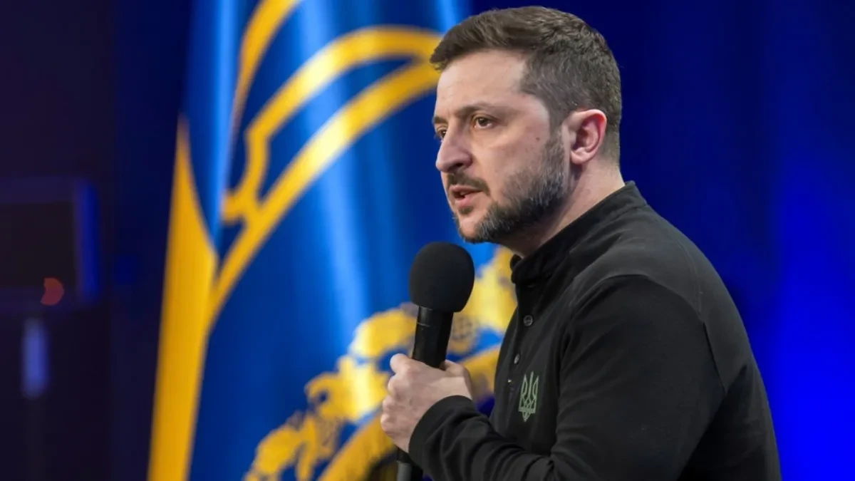 NAPETOSTI RASTU Zelenski tvrdi: "Minsk se sprema za rat"