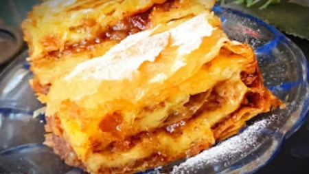 Ova slatka pita je lepša od svake torte: Jeftina, a toliko ukusna da nećete stati na samo jednom parčetu