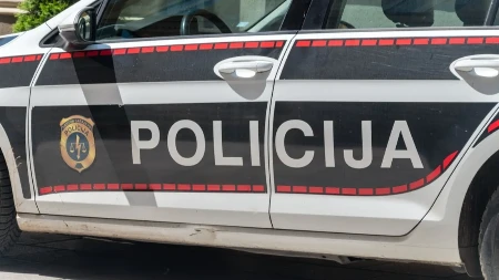 TEŠKA NESREĆA NA AUTO-PUTU Poginuo motociklista, muškarcu nije bilo spasa, preminuo na licu mesta